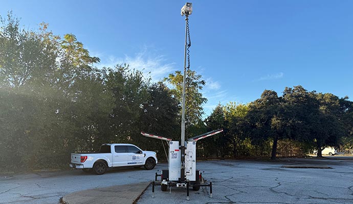 Mobile surveillance trailer